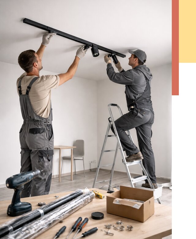 Установка трековых светильников в натяжной потолок в Щекино от 4323 руб. | ОТДЕЛОЧНИК-Екн